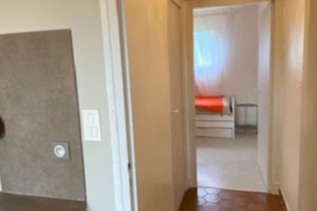 Logement Au Calme Pres D'Aurillac Sansac-de-Marmiesse Екстер'єр фото