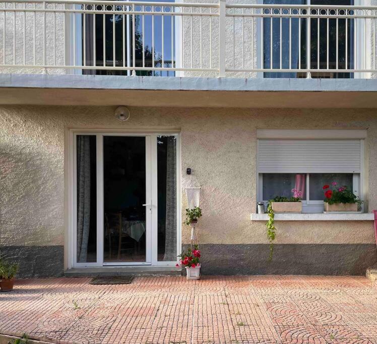 Logement Au Calme Pres D'Aurillac Sansac-de-Marmiesse Екстер'єр фото