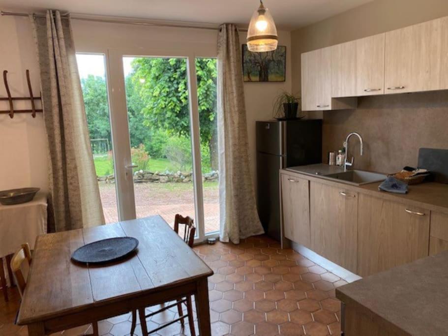 Logement Au Calme Pres D'Aurillac Sansac-de-Marmiesse Екстер'єр фото